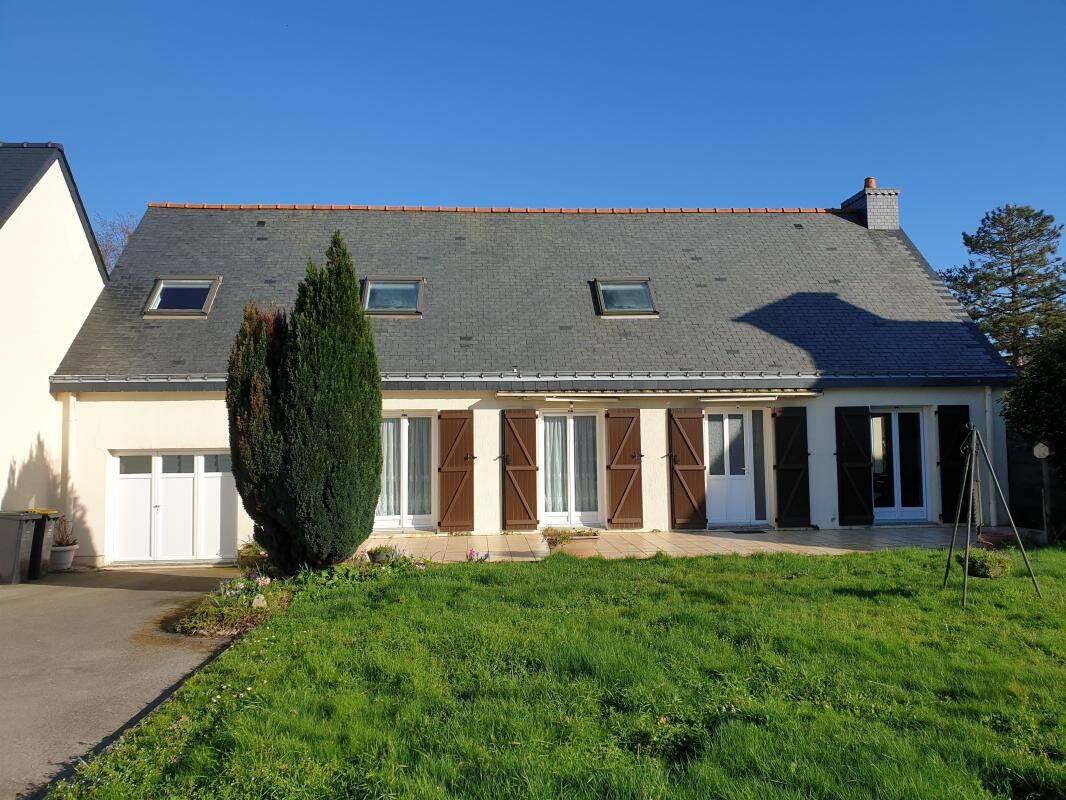 Maison 7 pièces 142 m² · à Séné · 142 m² · 483 000 €