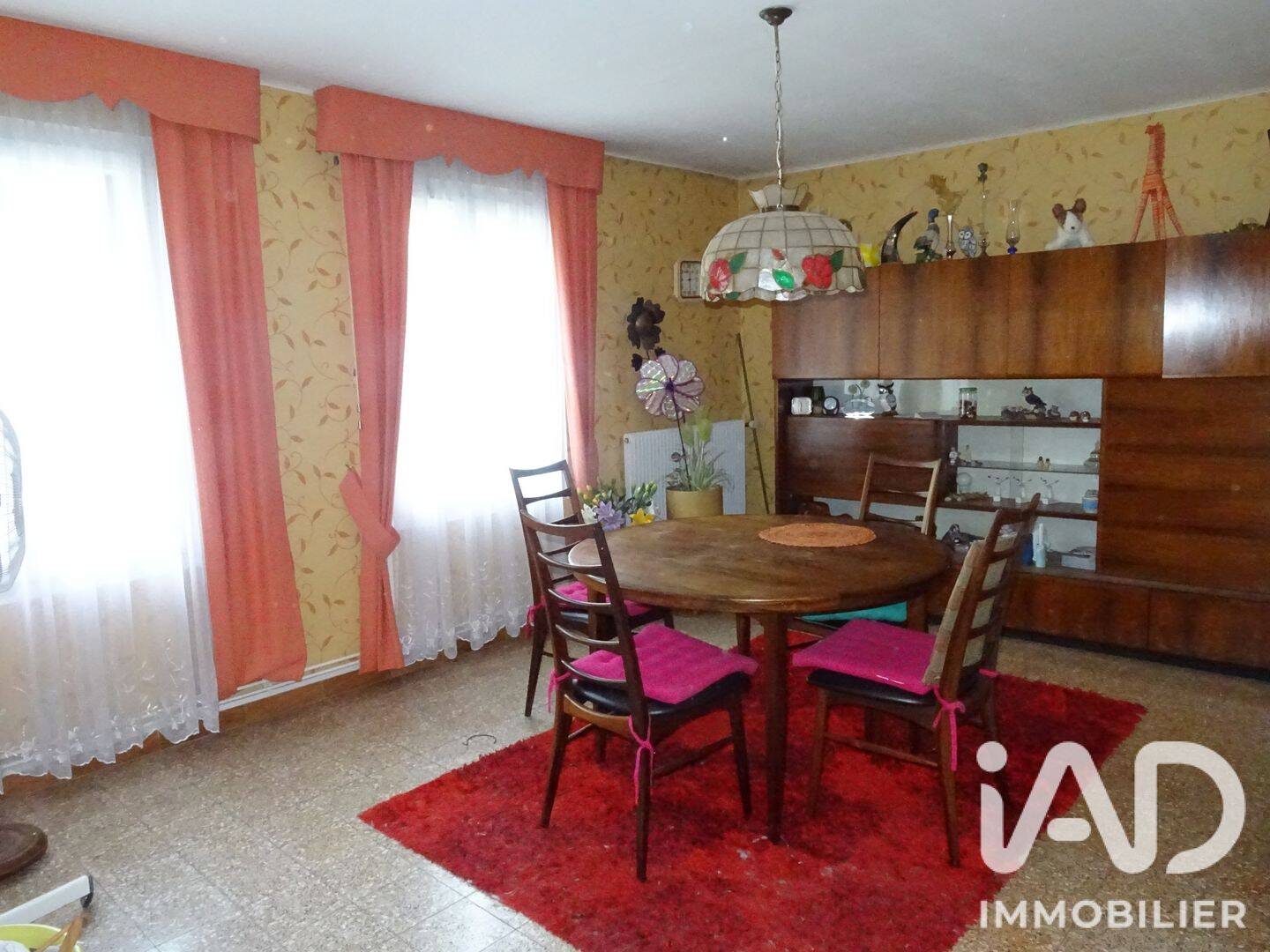 Maison 7 pièces 104 m² · à Breteuil · 103,8 m² · 127 000 €