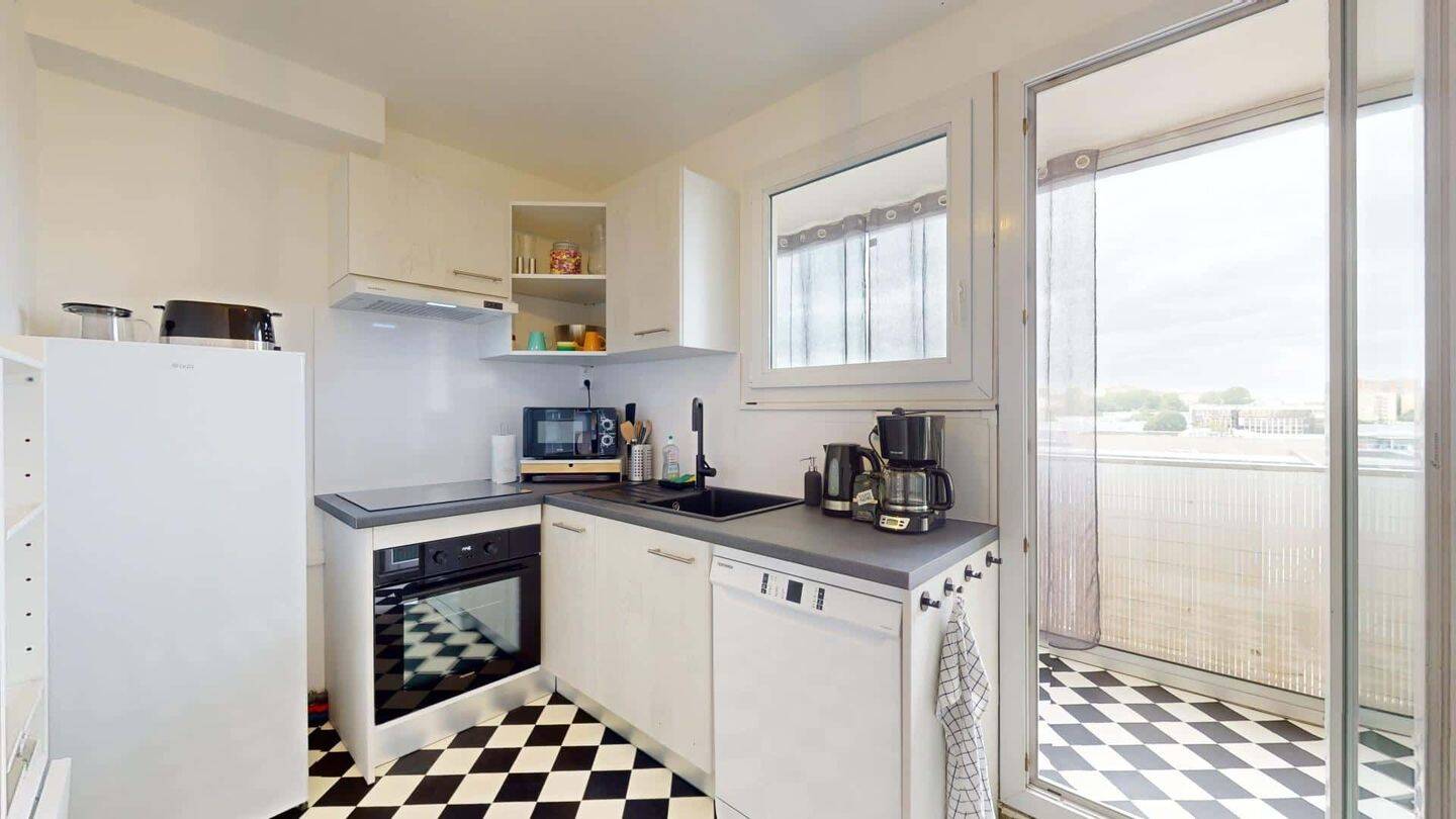 Room in Rue Joachim du Bellay, Toulouse for 97 m² with 5 bedroom — 13