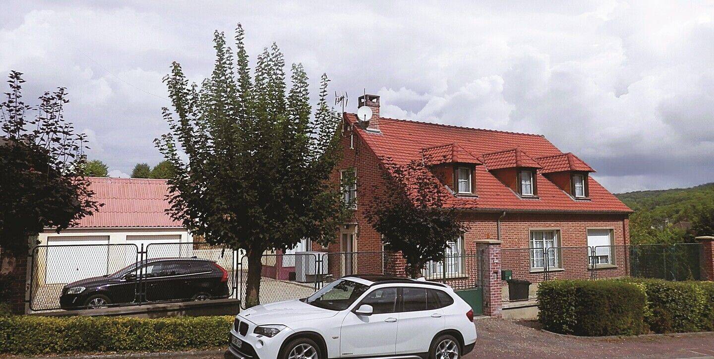 Maison 8 pièces 192 m² · à Poix-de-Picardie · 192 m² · 360 000 €