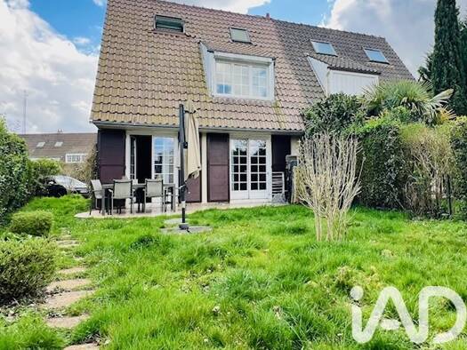 Maison à vendre 342 000 € 4 pièces 3 chambres 120 m² 335 m² de terrain Sud voie Ferree Breuillet 91650