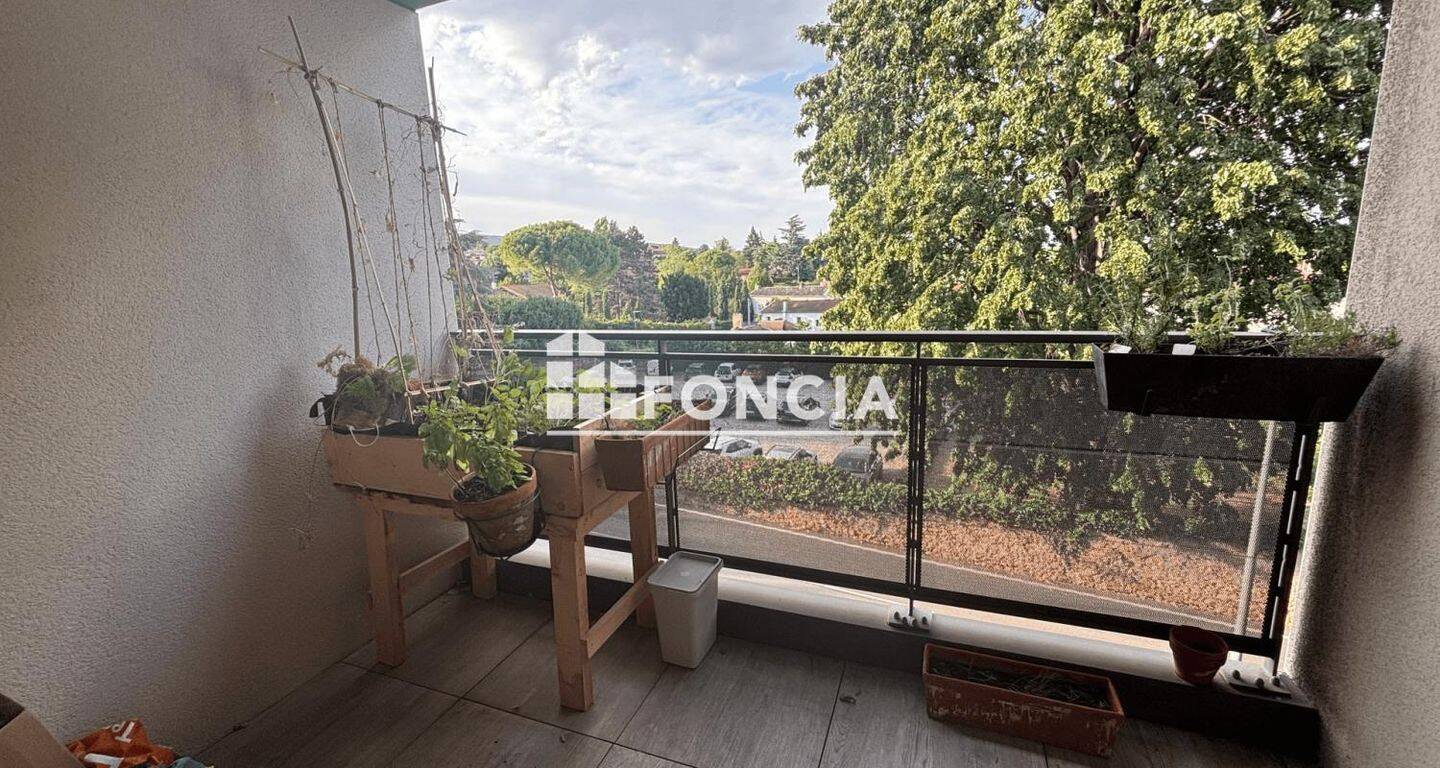 Appartement 2 pièces 41 m² · à Collonges-au-Mont-d'Or · 41,3 m² · 735 €/mois