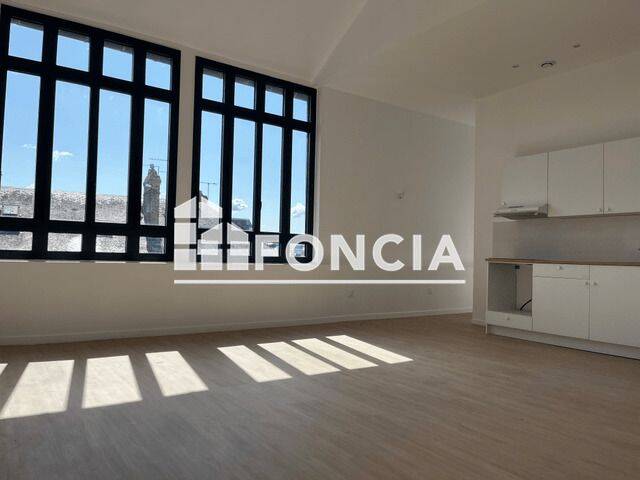 Appartement 3 pièces 61 m² · à Elbeuf · 61,1 m² · 399 €