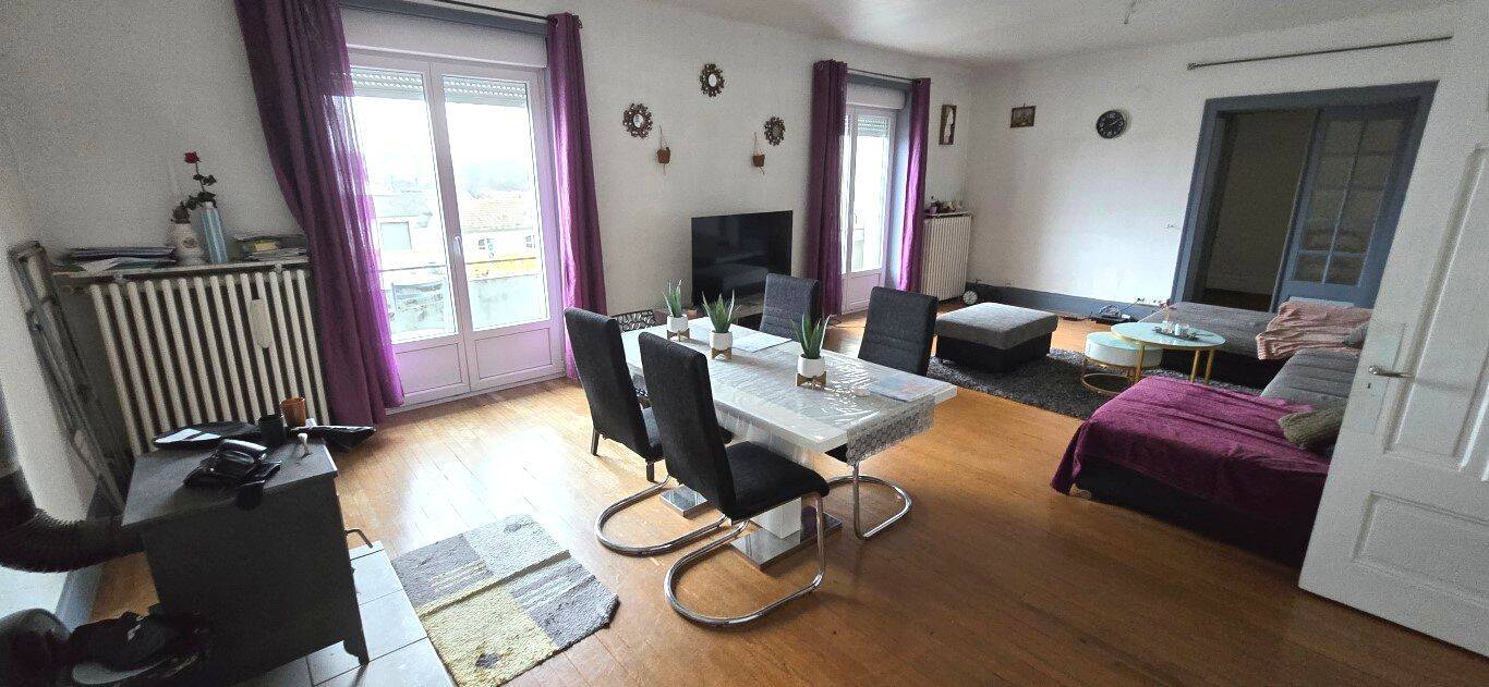 Appartement 4 pièces 138 m² · à Gray · 138 m² · 90 000 €
