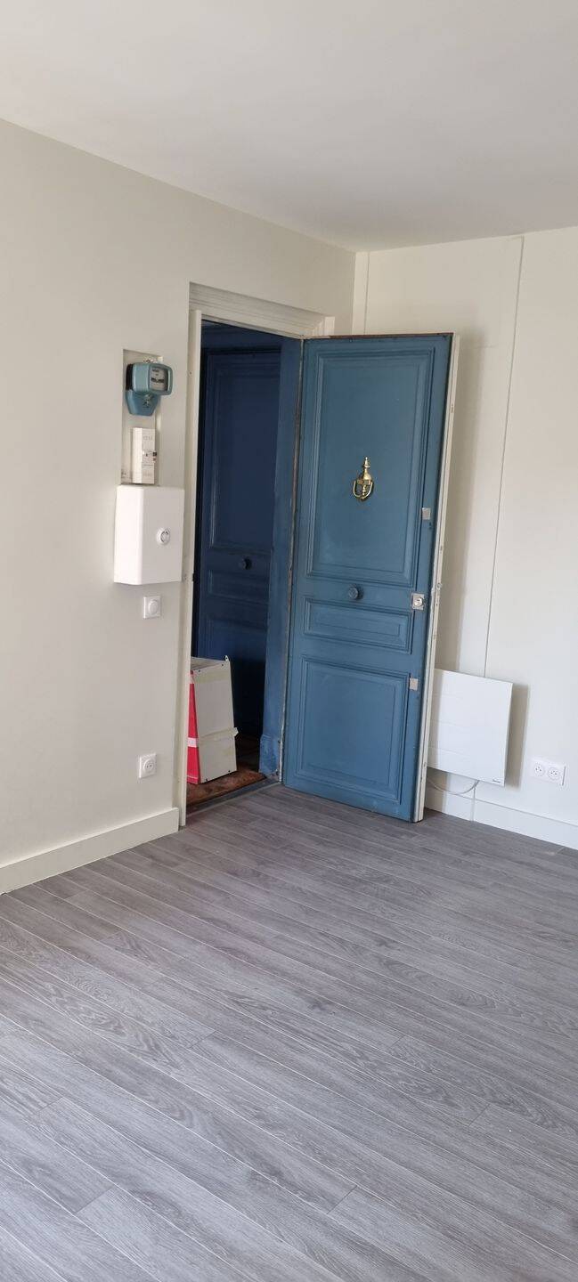 Appartement 1 pièce 24 m² · à Paris 11ème Arrondissement · 23,5 m² · 920 €/mois