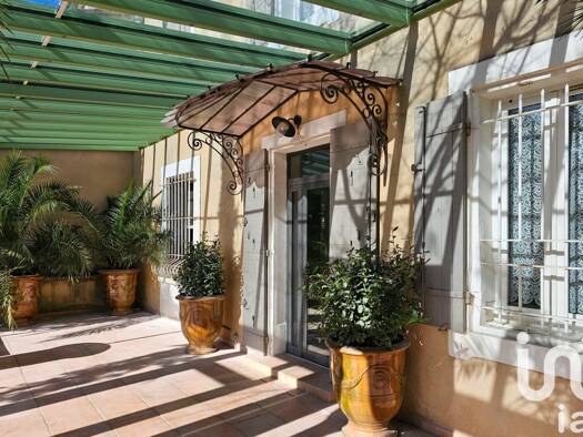 Maison à vendre 1 500 000 € 7 pièces 6 chambres 160 m² 580 m² de terrain Ceinture-Centre Ville Saint-Rémy-de-Provence 13210