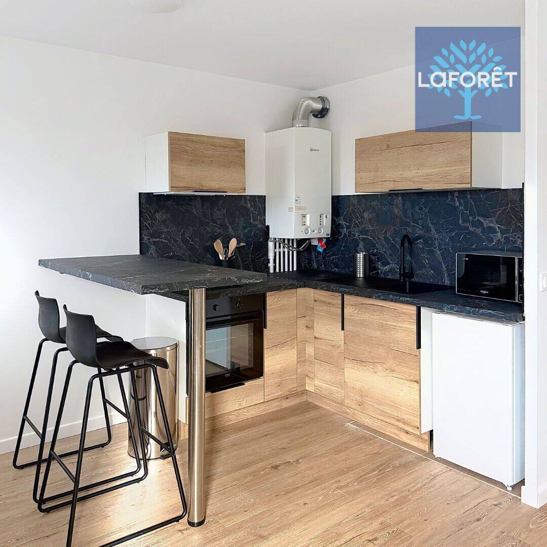 Appartement 1 pièce 32 m² · à Montigny-le-Bretonneux · 31,7 m² · 990 €/mois