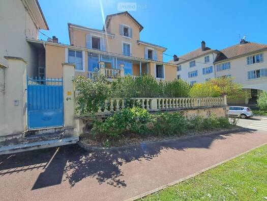 Maison à vendre 255 000 € 7 pièces 3 chambres 122,3 m² 181 m² de terrain Belley 01300