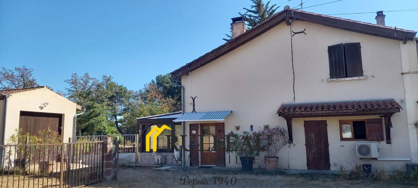 Maison 6 pièces 186 m² · à Cartelègue · 186 m² · 196 500 €