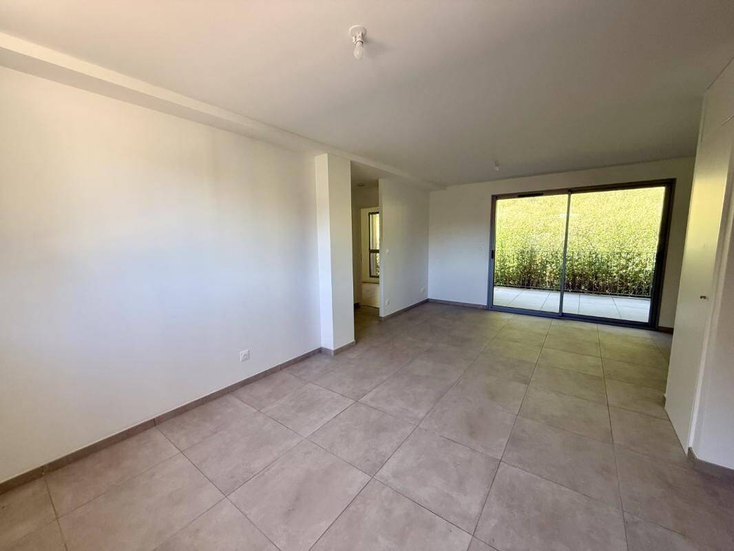 Appartement 3 pièces 60 m² · à Espaly-Saint-Marcel · 60 m² · 830 €/mois