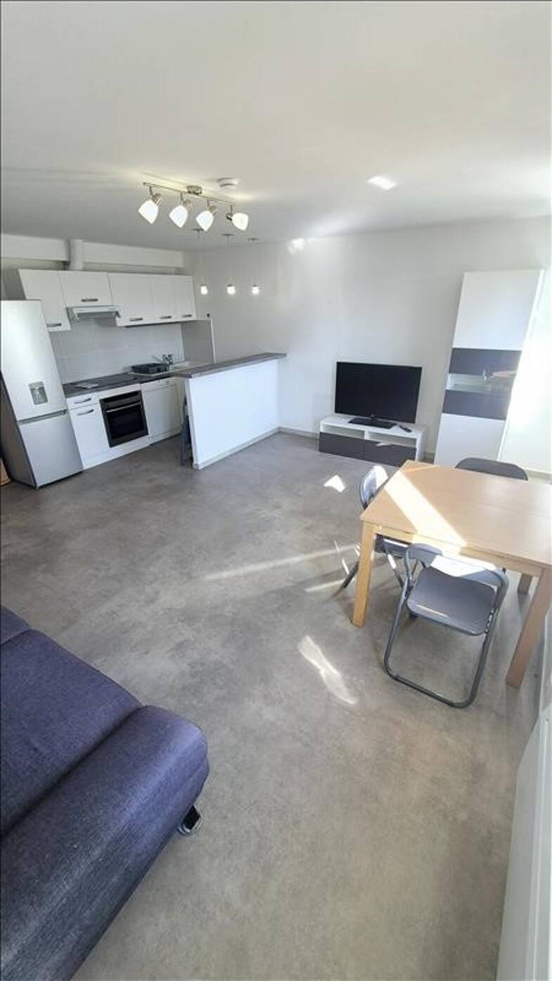 Duplex à louer 1 100 € 1 pièce 2 chambres 46 m² 1er étage Merlan Noisy-le-Sec 93130