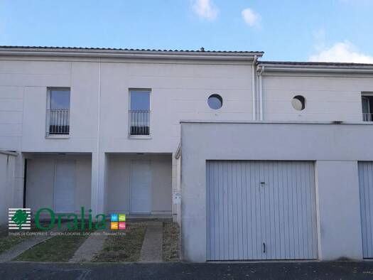 Maison à louer 959 € 3 pièces 2 chambres 74,7 m² Argous Bègles 33130