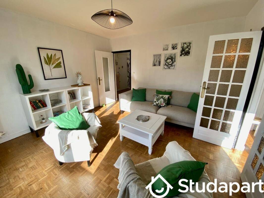 1 pièce 12 m² · à Tours · 12 m² · 475 €