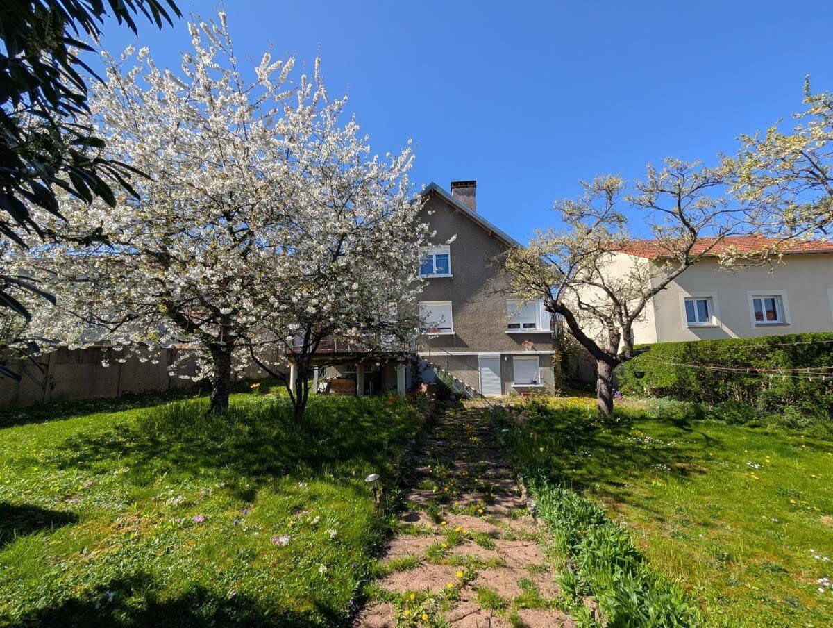 Maison 8 pièces 202 m² · à Champigneulles · 202 m² · 379 000 €