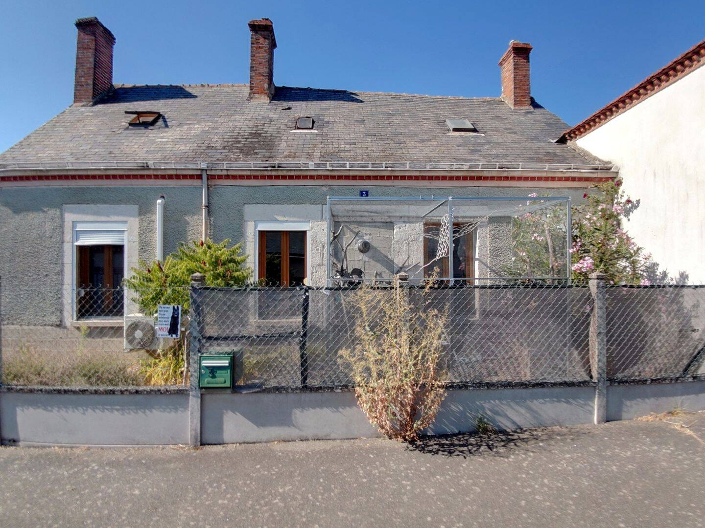 Maison 9 pièces 116 m² · à Beaune-la-Rolande · 116,2 m² · 105 000 €