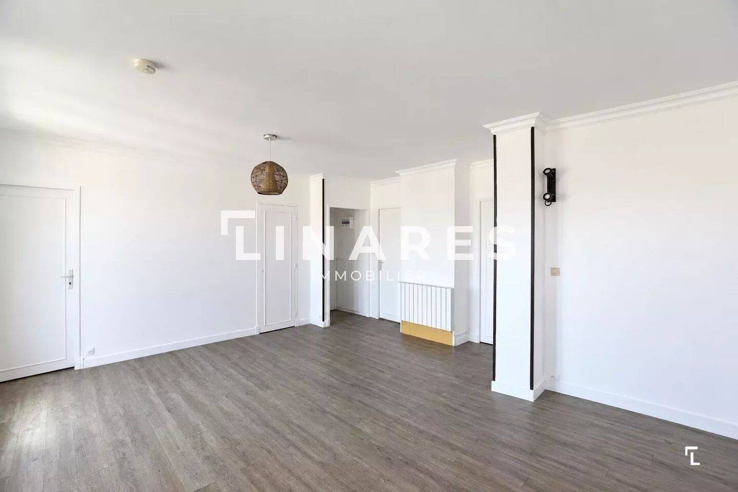 Appartement 3 pièces 59 m² · à Marseille 8ème Arrondissement · 59,4 m² · 1 054 €/mois