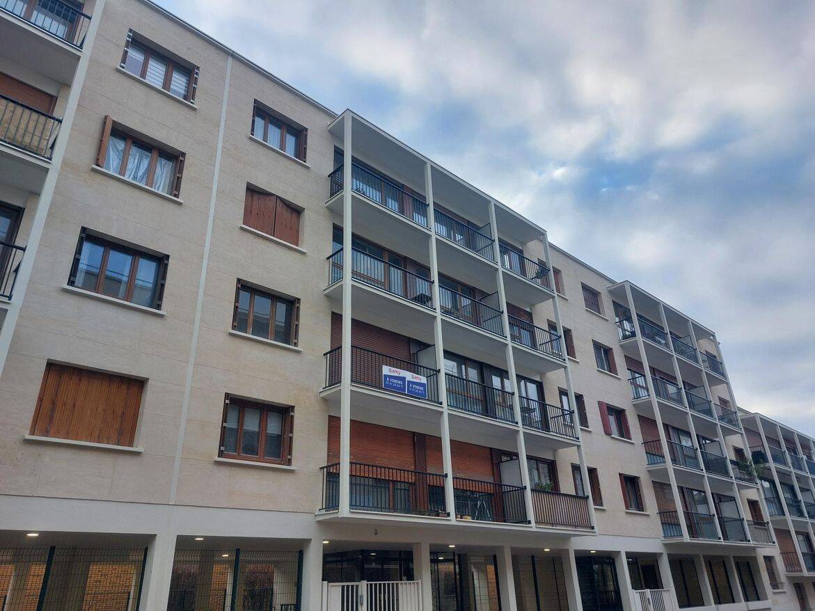 Appartement 4 pièces 70 m² · à Cachan · 69,6 m² · 295 000 €