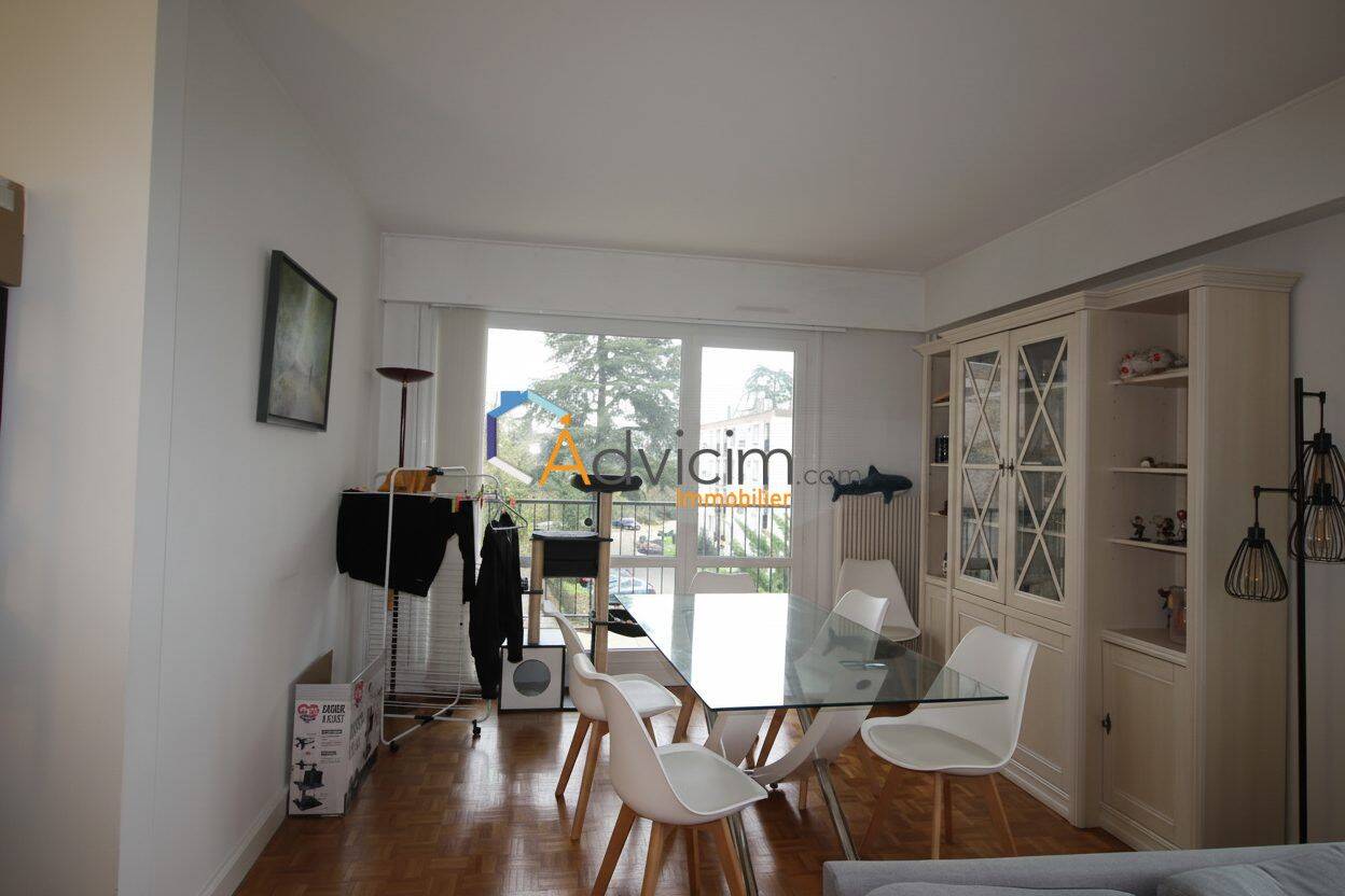 3 pièces 98 m² · à Olivet · 98 m² · 540 €