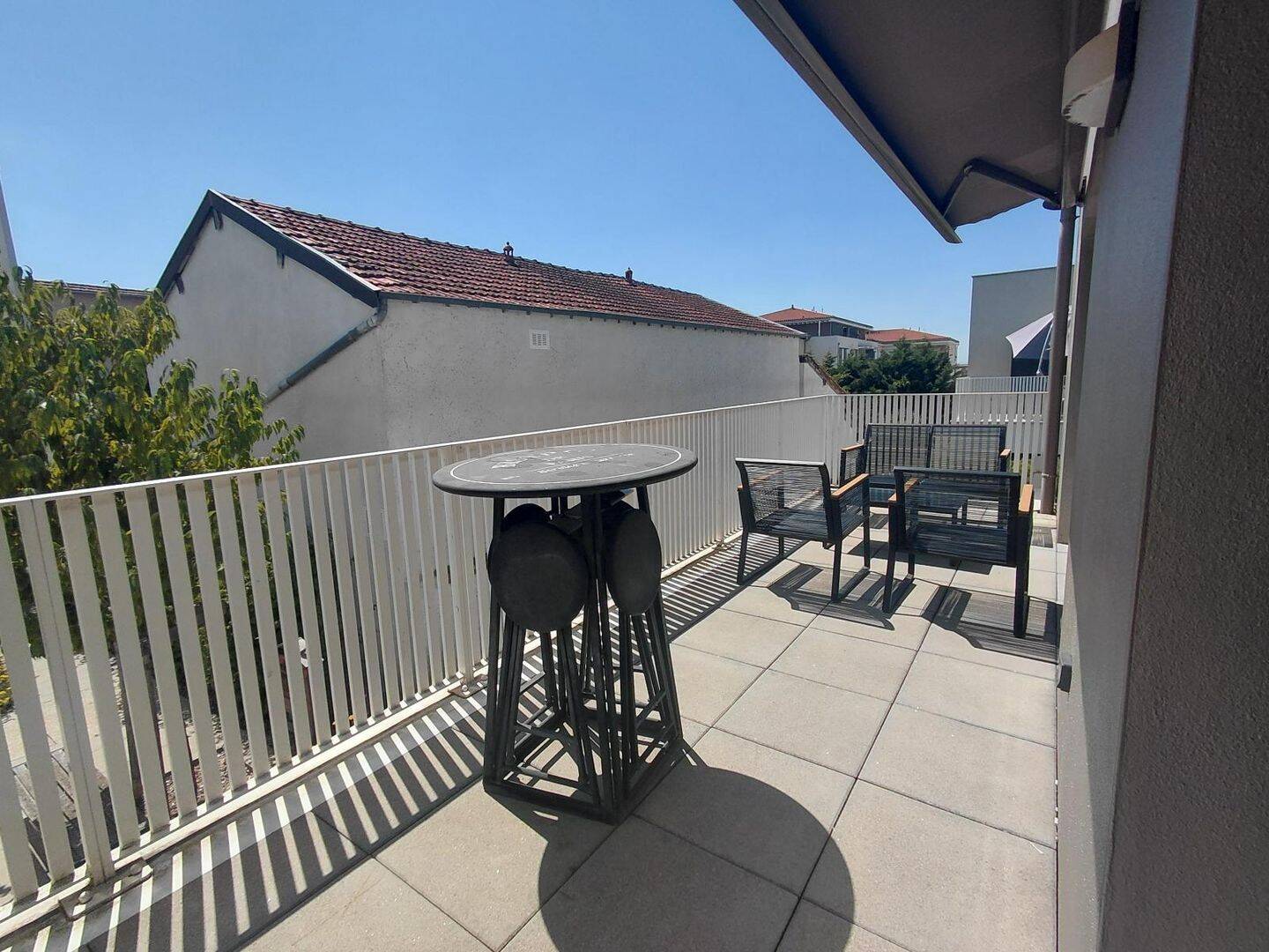 Appartement 3 pièces 71 m² · à Saint-Laurent-de-Mure · 71,2 m² · 970 €