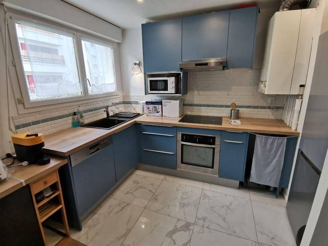 Appartement 2 pièces 43 m² · à Saint-Denis · 43 m² · 990 €