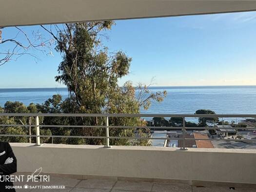 Appartement à vendre 335 000 € 3 pièces 2 chambres 57 m² Étage 1/3 Sari-Solenzara 20145