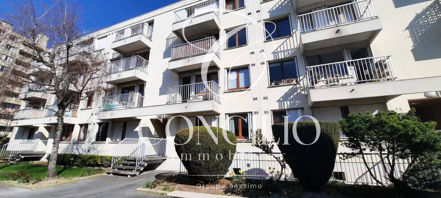 Appartement 3 pièces 70 m² · à Reims · 70 m² · 150 000 €