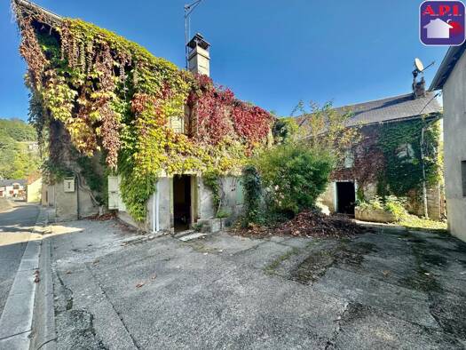 Maison à vendre 49 000 € 8 pièces 3 chambres 99 m² 239 m² de terrain Audressein 09800