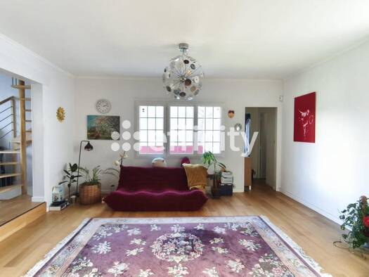 Maison de ville à vendre 1 020 000 € 8 pièces 5 chambres 170 m² 332 m² de terrain Parapluies Fontenay-sous-Bois 94120