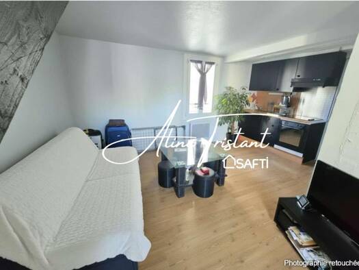 Duplex à vendre 299 000 € 2 pièces 1 chambre 30 m² Étage 4/4 Nation-Picpus Paris 12ème arrondissement 75012