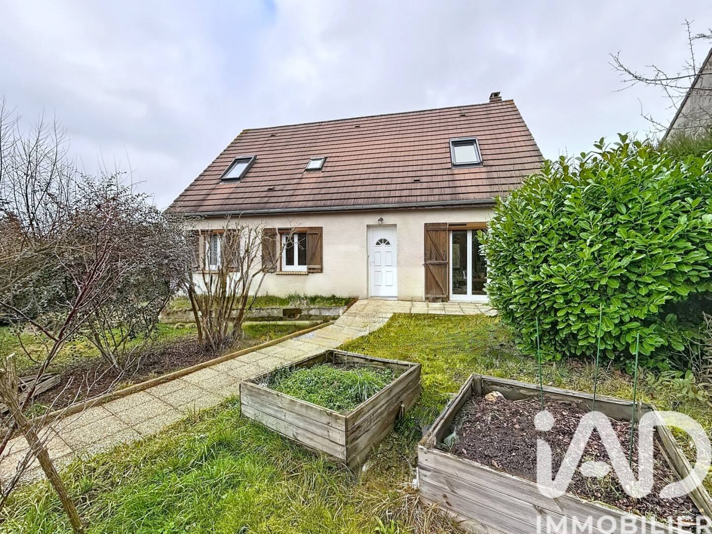 Maison 7 pièces 134 m² · à Faverolles · 133,8 m² · 275 000 €