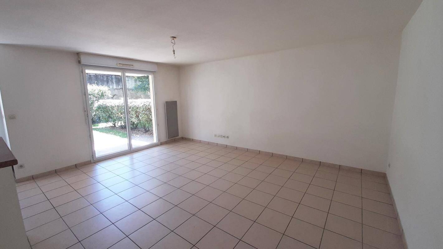 Appartement 3 pièces 63 m² · à Les Sorinières · 63 m² · 822 €