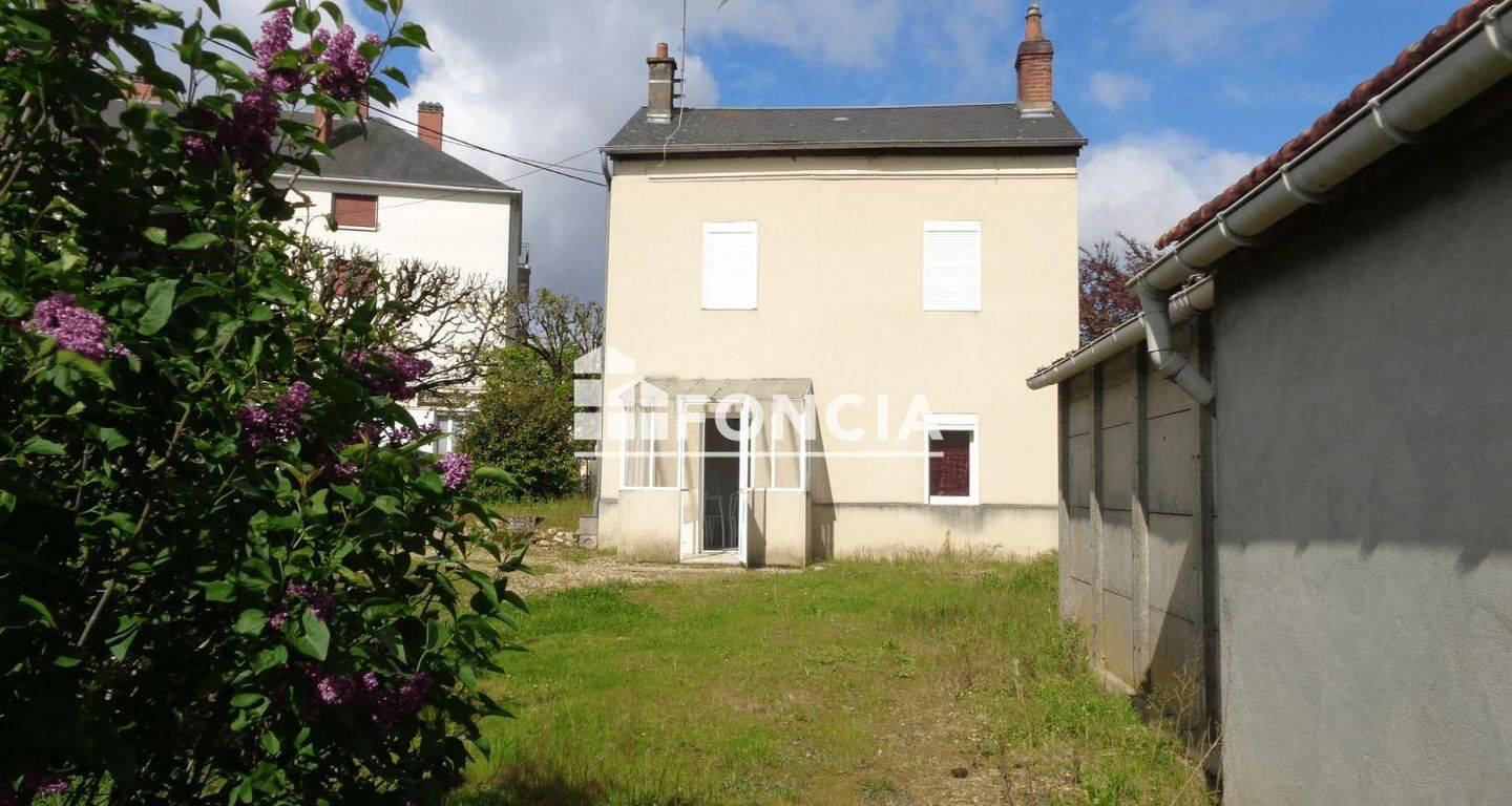 Maison 3 pièces 57 m² · à Gien · 57,2 m² · 82 500 €