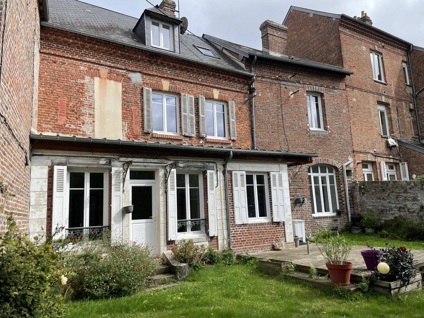 Maison 6 pièces 138 m² · à Livarot-Pays-d'Auge · 138 m² · 700 €/mois