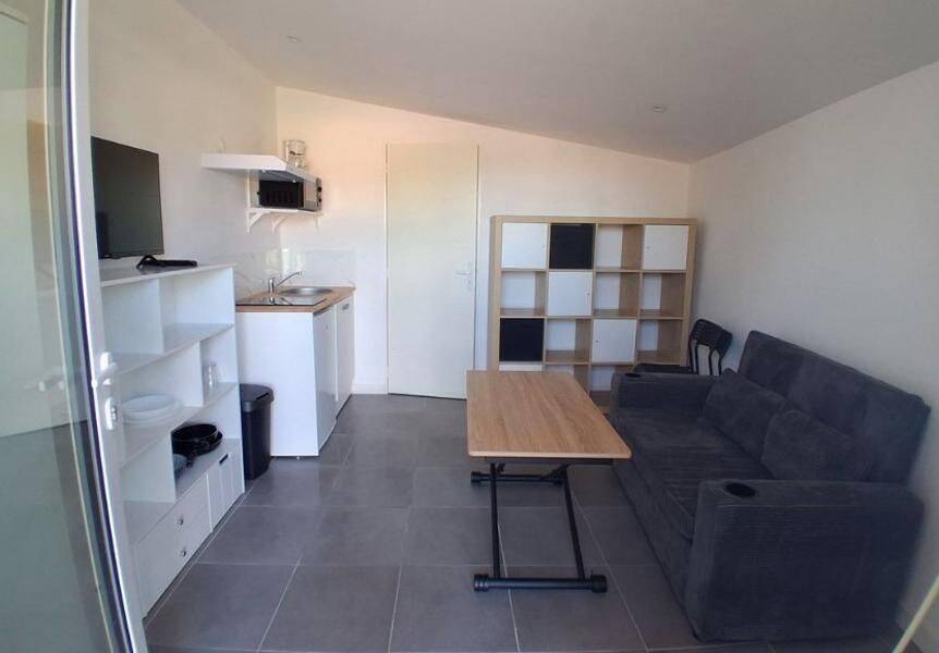 Appartement 1 pièce 15 m² · à Saint-André-de-Cubzac · 15 m² · 450 €/mois
