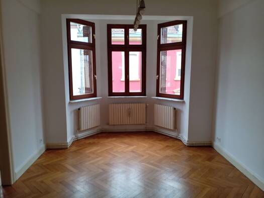 Appartement à louer 750 € 4 pièces 2 chambres 100 m² RDC Centre Ville Sarreguemines 57200