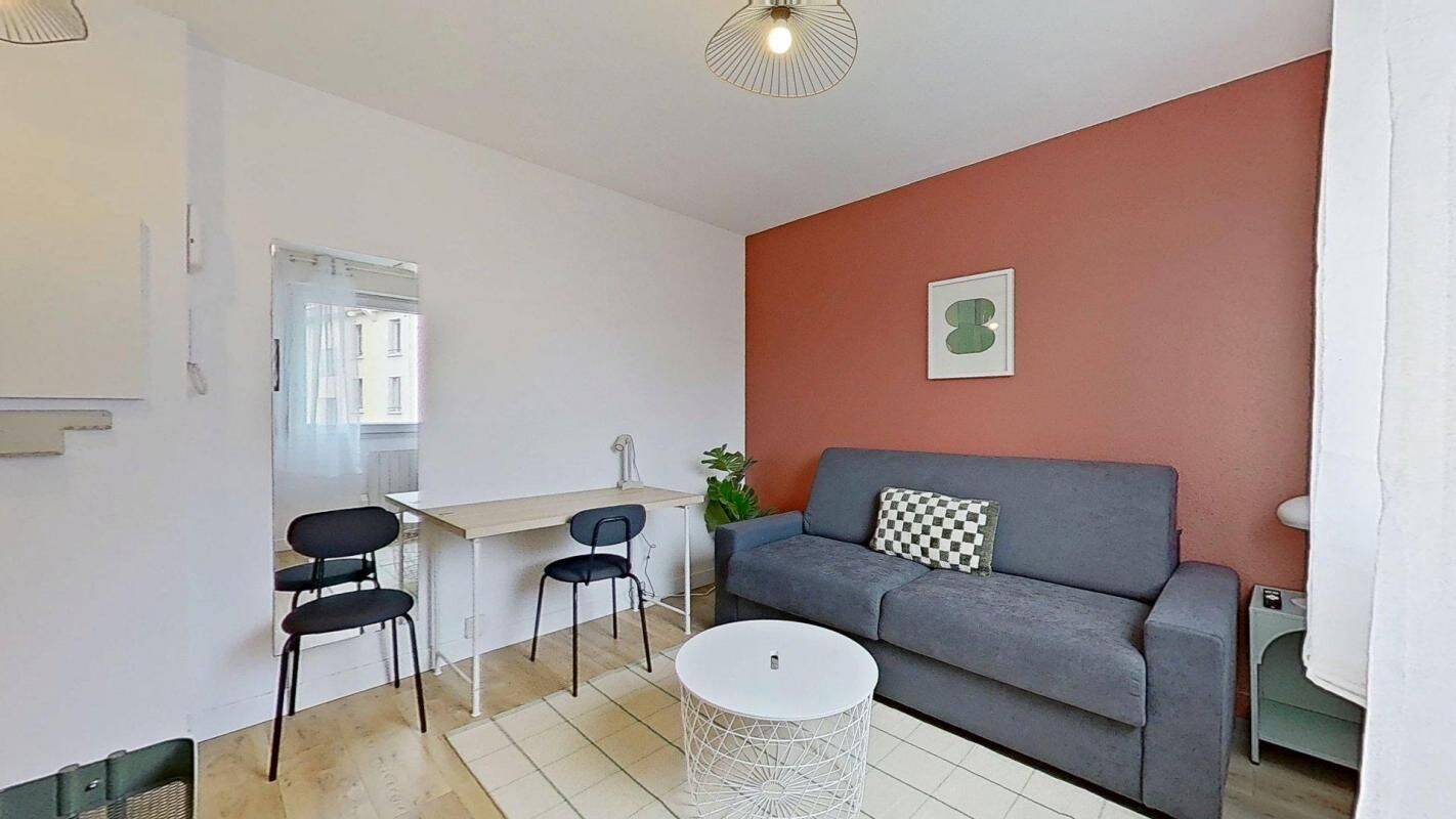 Appartement 1 pièce 17 m² · à Lyon 8ème Arrondissement · 17 m² · 640 €