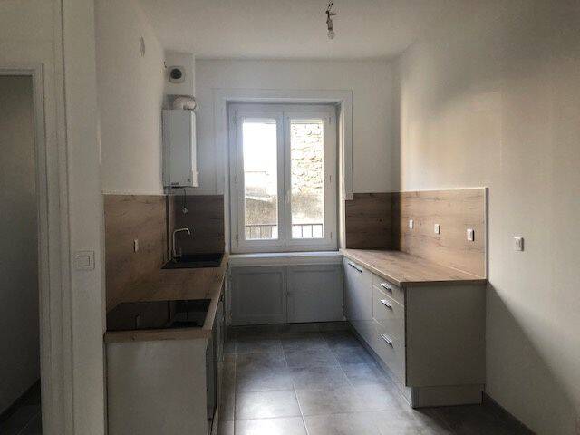 Appartement 3 pièces 76 m² · à Bourg-Saint-Andéol · 76,2 m² · 680 €