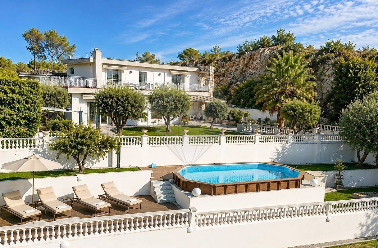 Maison 5 pièces 193 m² · à Cagnes-sur-Mer · 193 m² · 1 285 000 €