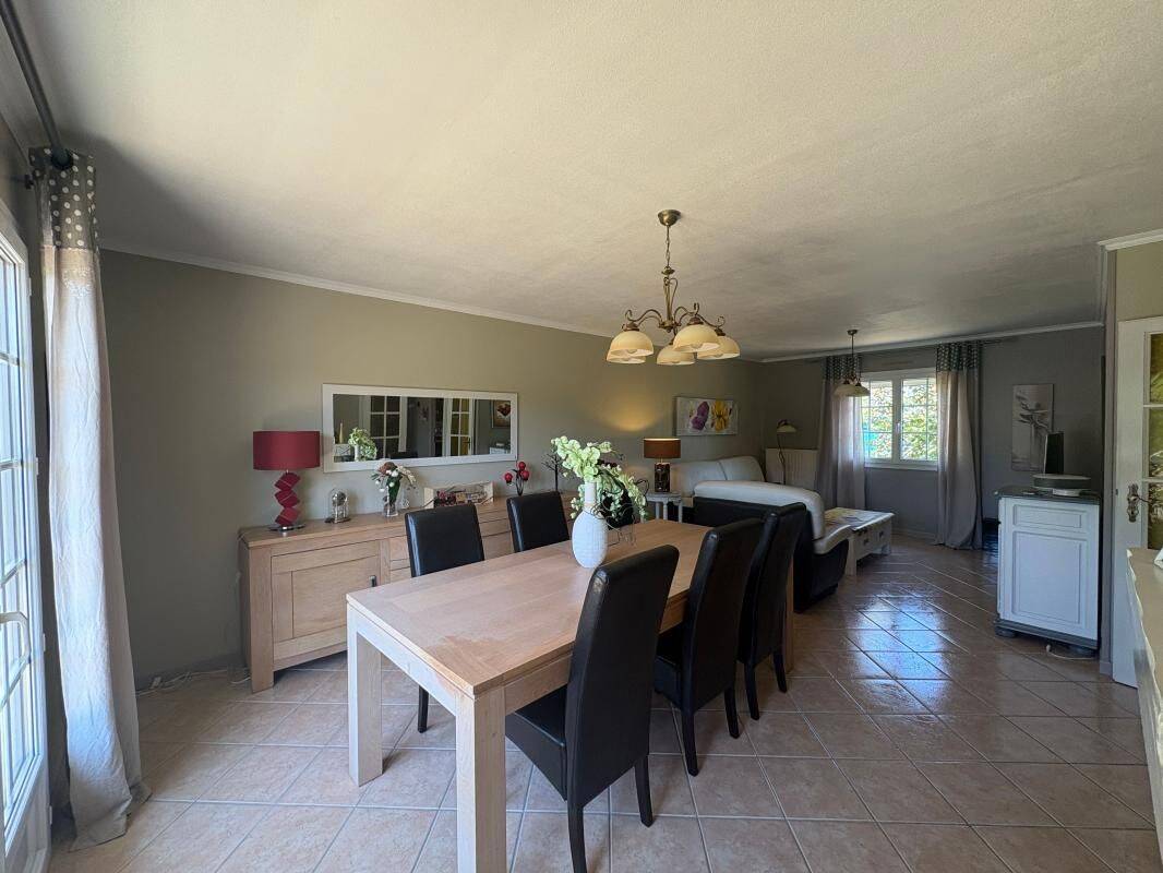 Maison 4 pièces 94 m² · à Tronville-en-Barrois · 94,2 m² · 184 000 €