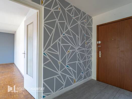 Appartement à vendre 265 000 € 3 pièces 2 chambres 70 m² Étage 1/3 Étrembières 74100