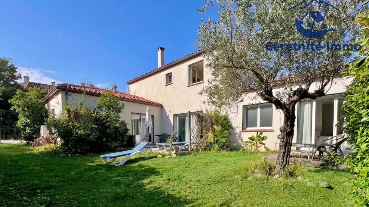 Maison 7 pièces 214 m² · à Céret · 214 m² · 598 000 €