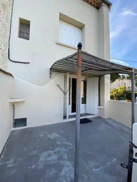 Appartement 5 pièces 112 m² · à Montboucher-sur-Jabron · 112 m² · 891 €/mois