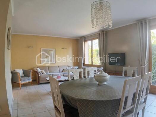 Maison jumelée à vendre 272 000 € 4 pièces 3 chambres 115 m² 390 m² de terrain Ouest Saint-Cyr-sur-Loire 37540