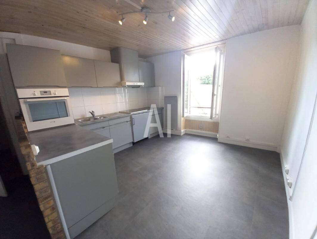 Appartement 2 pièces 29 m² · à Mantes-la-Ville · 29 m² · 529 €
