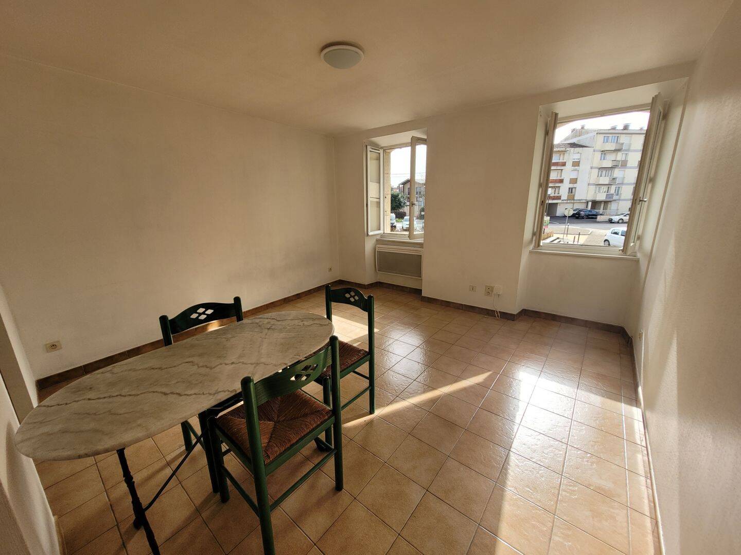 Appartement 1 pièce 20 m² · à Auch · 19,9 m² · 350 €