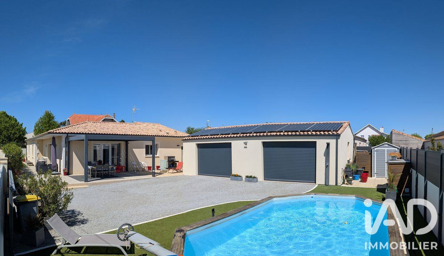 Maison 6 pièces 151 m² · à Tonnay-Charente · 151 m² · 429 900 €