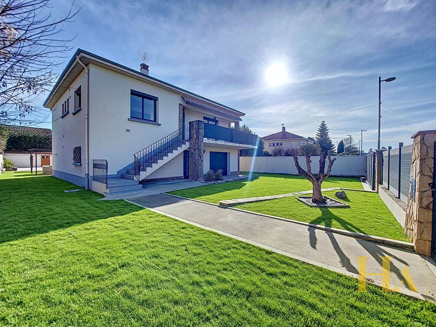 Maison 5 pièces 127 m² · à Chatuzange-le-Goubet · 127 m² · 350 000 €