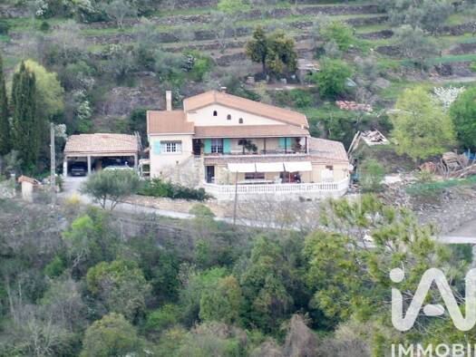 Maison à vendre 285 000 € 10 pièces 7 chambres 318 m² 4 010 m² de terrain Saint-Ambroix 30500