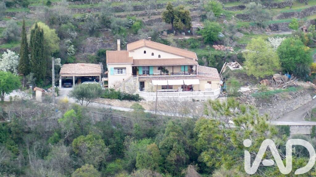 Maison à vendre 285 000 € 10 pièces 7 chambres 318 m² 4 010 m² de terrain Saint-Ambroix 30500