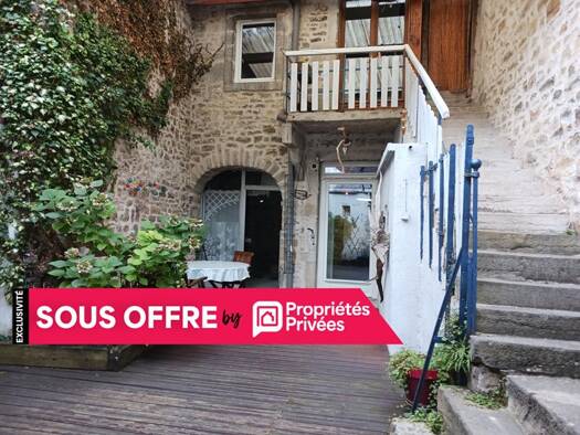 Maison à vendre 190 000 € 6 pièces 3 chambres 136 m² 1 120 m² de terrain Conliège 39570